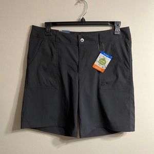 Columbia size 16 active fit shorts